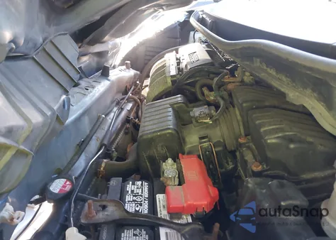 2011 Honda Fit z USA, uszkodzony, nr VIN JHMGE8H37BC023871